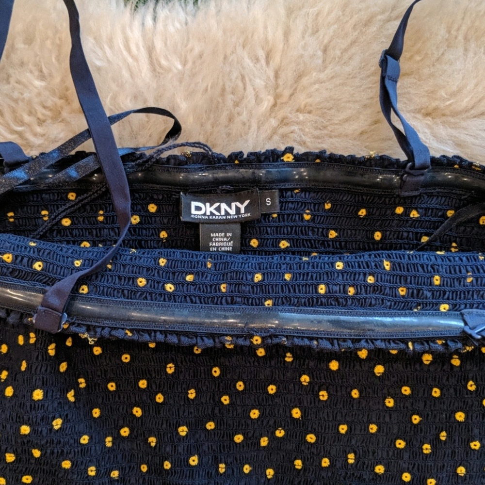 Flash sale: 2 for 1 DKNY tube top duo! - Picture 3 of 8